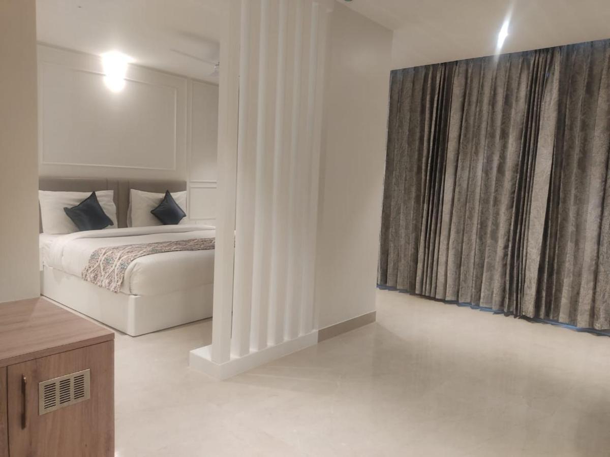 Hotel Mumbai House Express Udaipur Eksteriør bilde