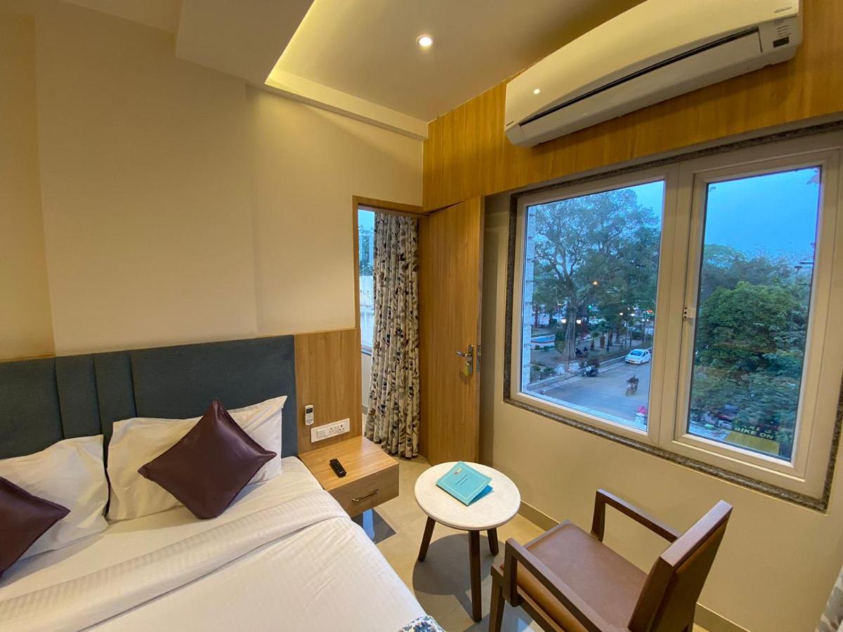 Hotel Mumbai House Express Udaipur Eksteriør bilde