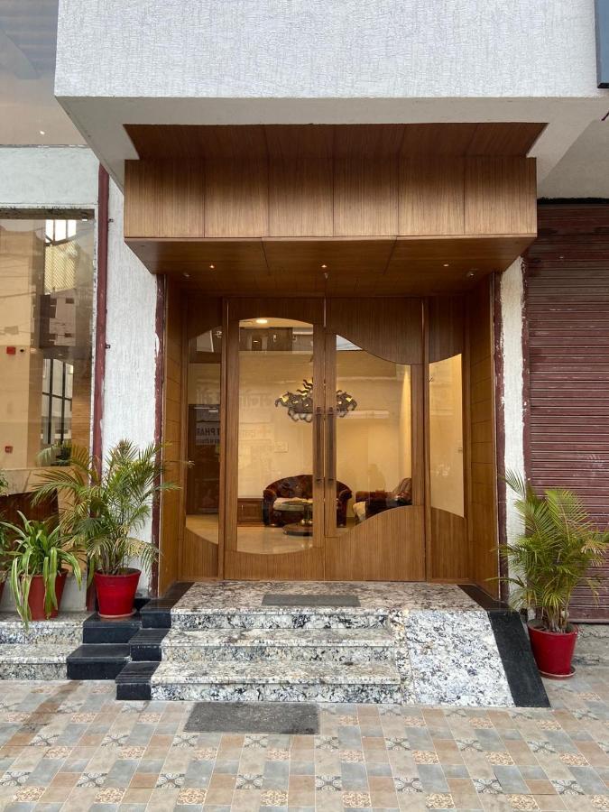 Hotel Mumbai House Express Udaipur Eksteriør bilde