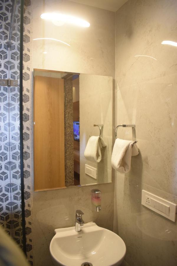 Hotel Mumbai House Express Udaipur Eksteriør bilde