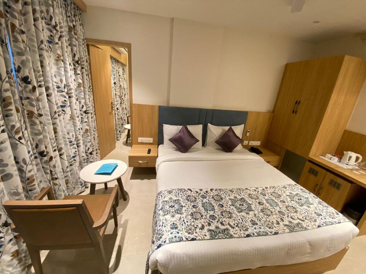 Hotel Mumbai House Express Udaipur Eksteriør bilde