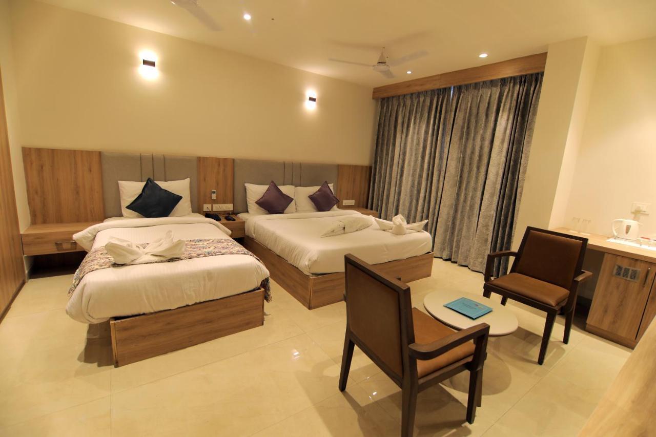 Hotel Mumbai House Express Udaipur Eksteriør bilde