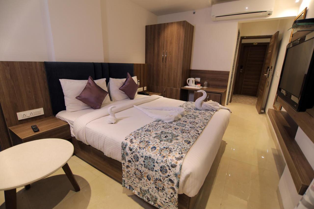 Hotel Mumbai House Express Udaipur Eksteriør bilde