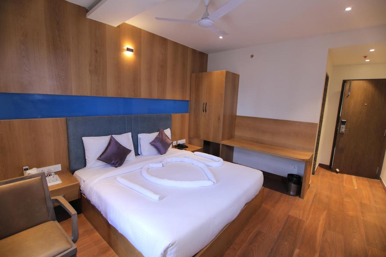 Hotel Mumbai House Express Udaipur Eksteriør bilde
