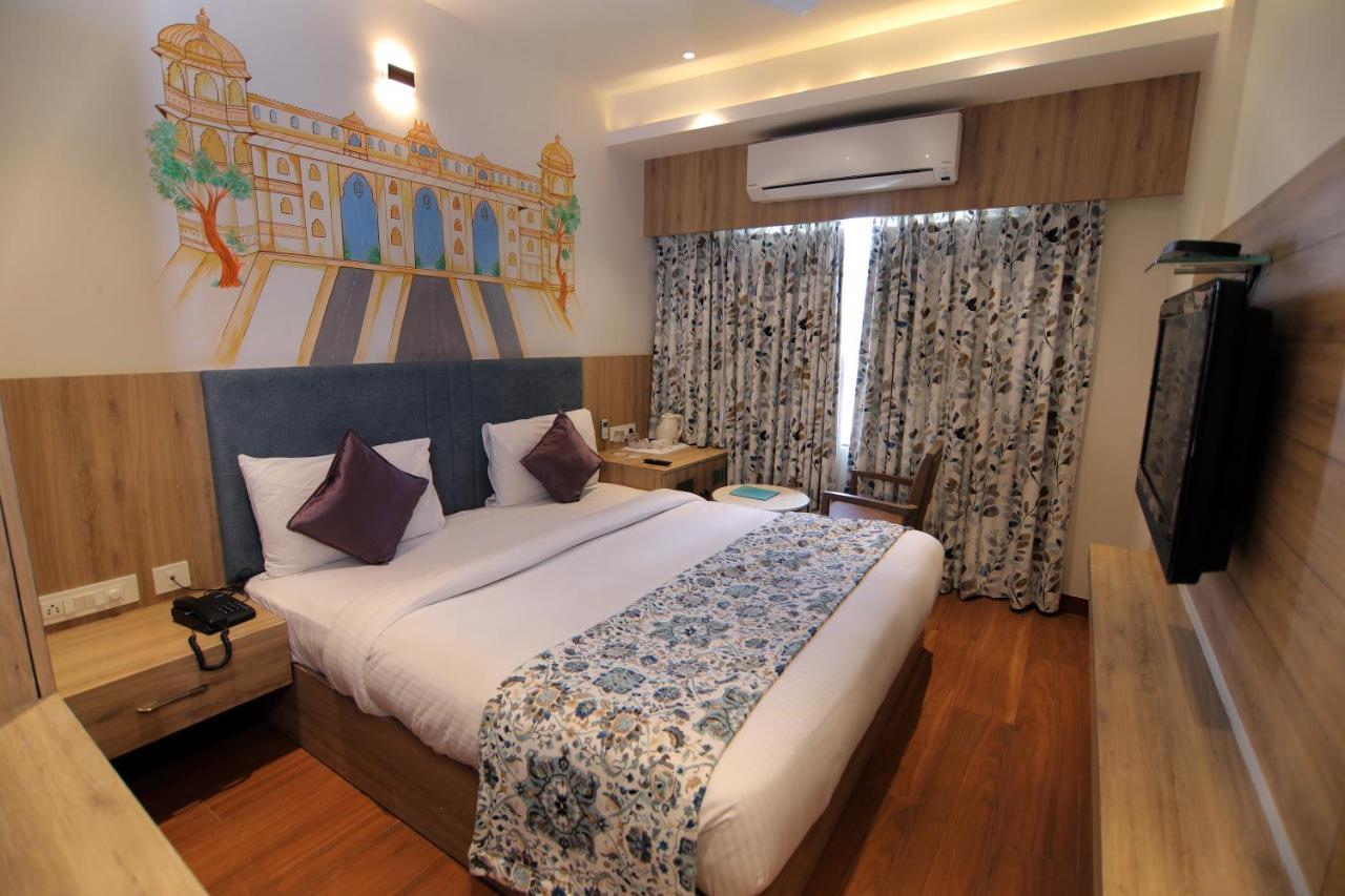 Hotel Mumbai House Express Udaipur Eksteriør bilde